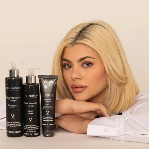 Abril et Nature Molecular Therapy - modelka blondynka a przed nią cała seria